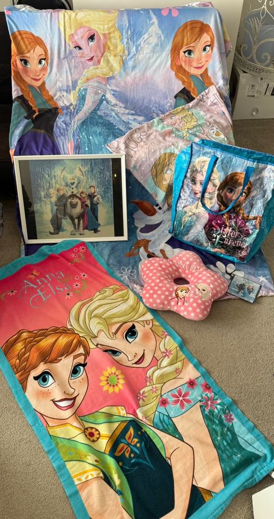 Frozen set 5 delig, Kinderen en Baby's, Kinderkamer | Bedden, Ophalen of Verzenden, Zo goed als nieuw