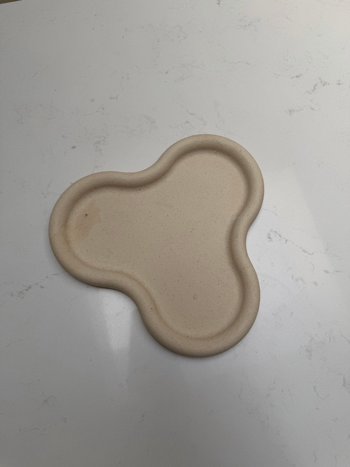 Hema Kaarsplateau / Dienblad - Crème, Organische Vorm, Huis en Inrichting, Ophalen of Verzenden, Zo goed als nieuw, Overige vormen