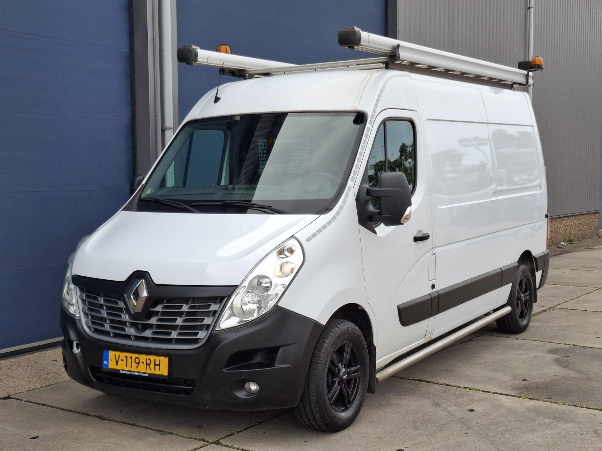 Renault Master T35 2.3 dCi L2H2 AIRCO / CRUISE CONTROLE / IM, Stof, Gebruikt, Euro 6, 4 cilinders