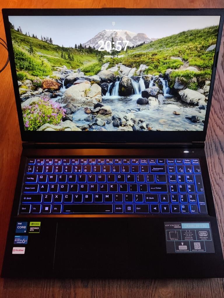 Mediom Erazer Crawler E30 | i5 | 16GB RAM | GTX 1650, Met videokaart, 2 tot 3 Ghz, Ophalen of Verzenden, Zo goed als nieuw