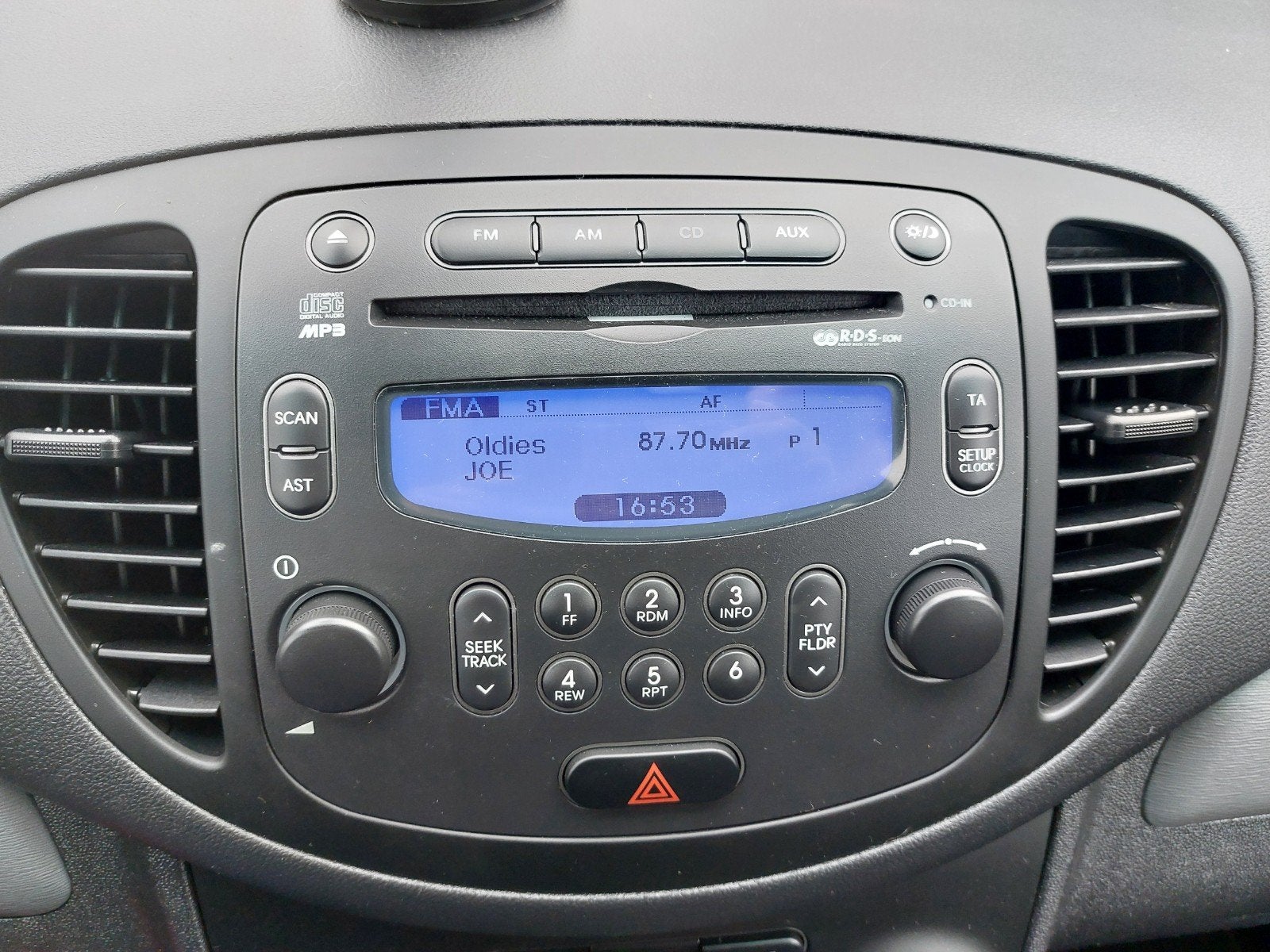 Originele Hyundai i10 Autoradio CD-speler, Ophalen of Verzenden, Zo goed als nieuw