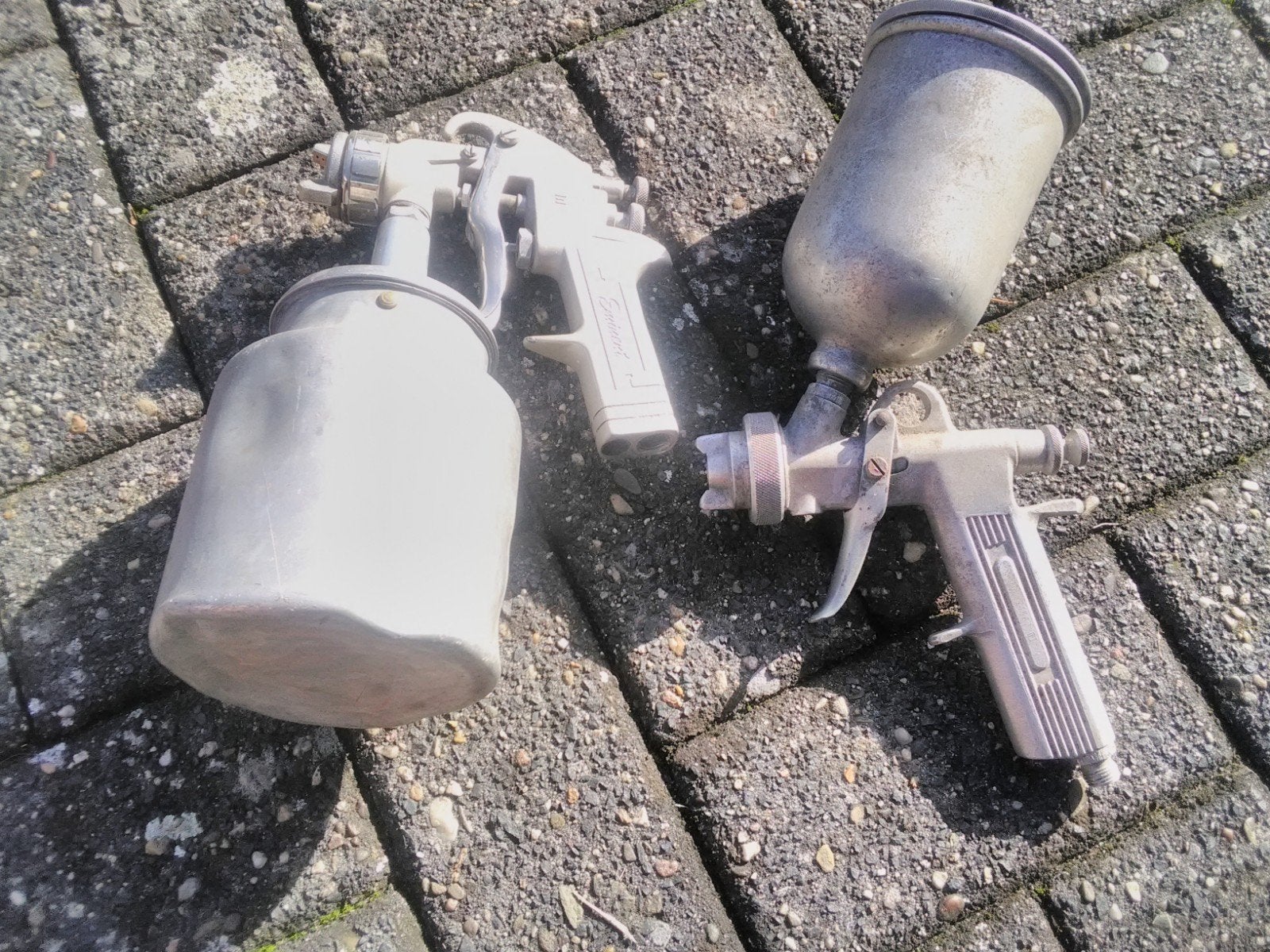 te koop 2 stuks verf spuiten, Ophalen of Verzenden, Nieuw, Verfspuit of Verfpomp