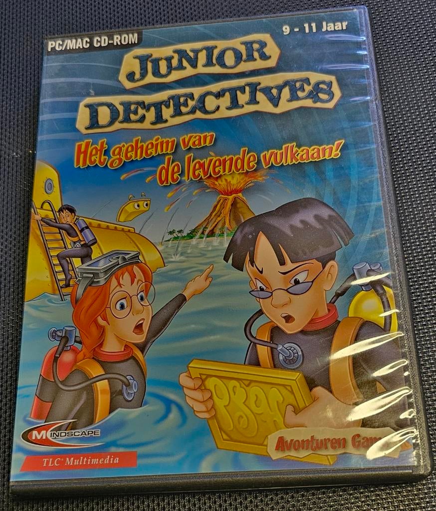 Junior Detectives: Het geheim van de levende vulkaan! (PC/MA, Puzzel en Educatief, 1 speler, Ophalen of Verzenden, Zo goed als nieuw