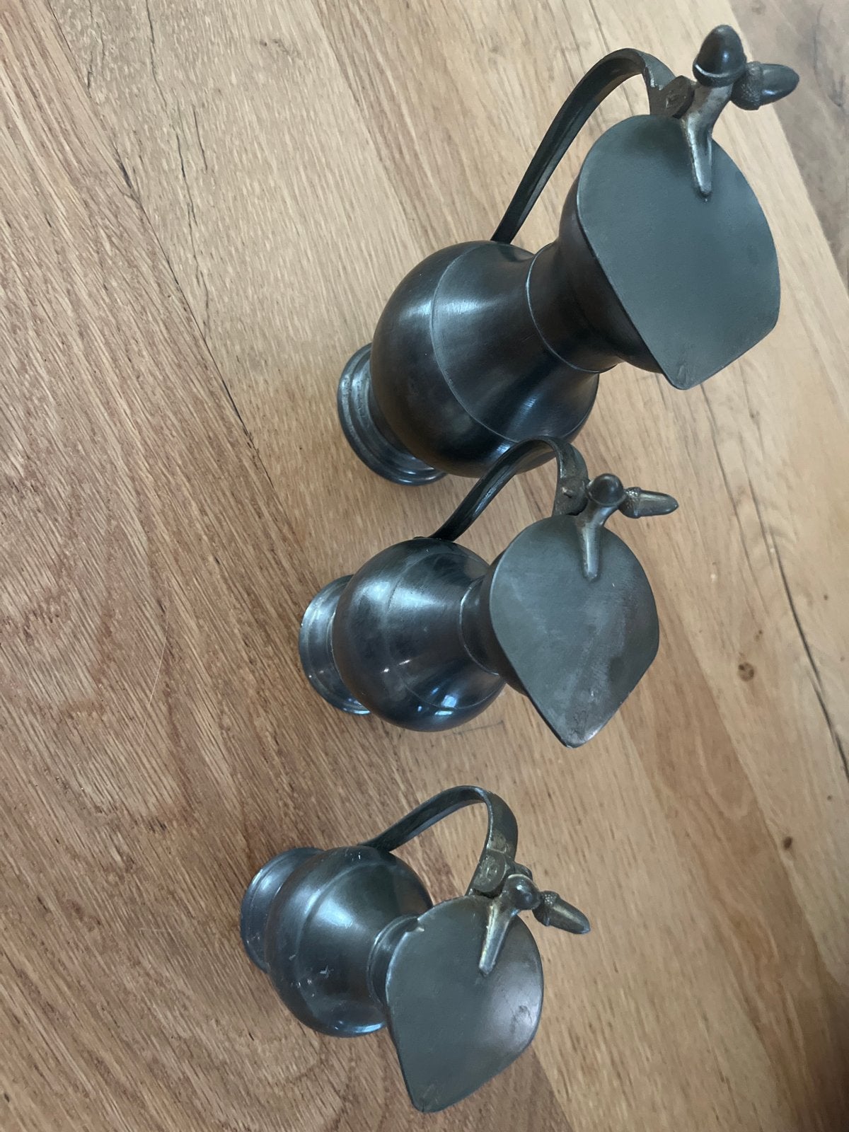 Set van 3 antieke tinnen kannetjes met deksel, Ophalen