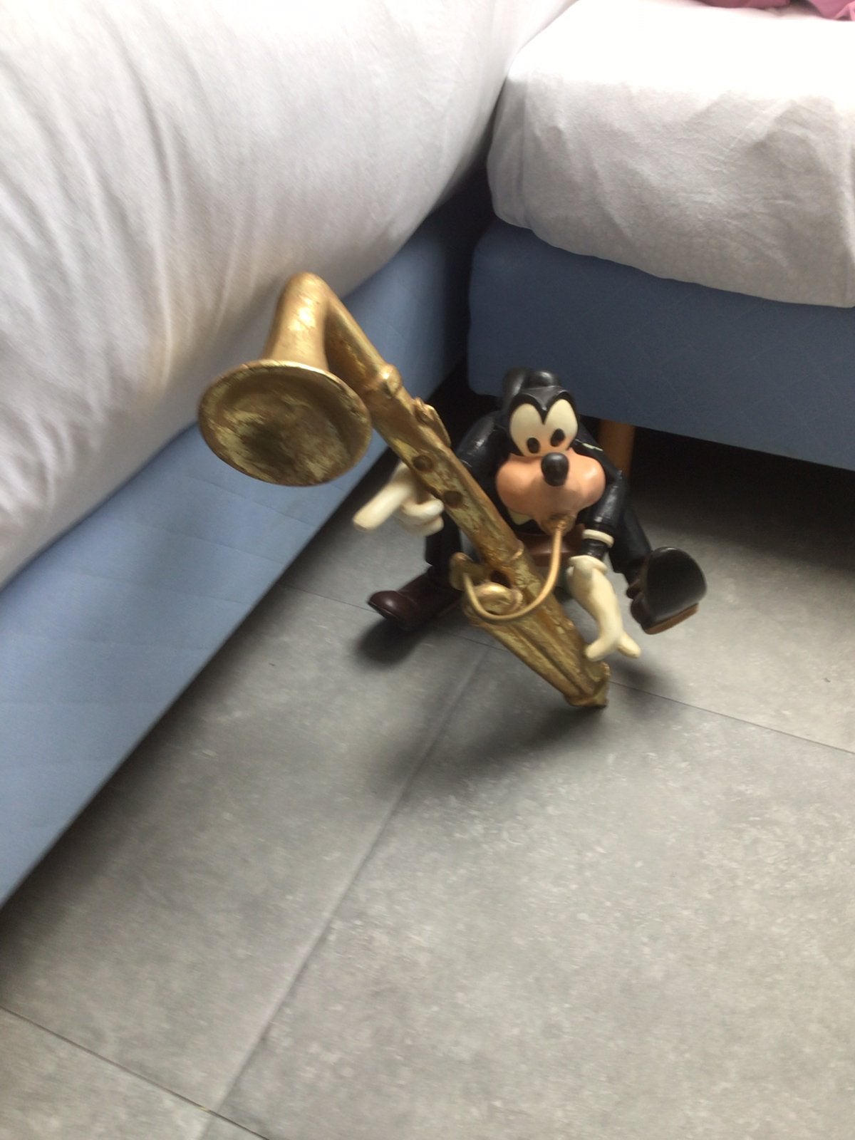 Goofy Saxefoon, Ophalen of Verzenden, Goofy of Pluto, Gebruikt, Beeldje of Figuurtje