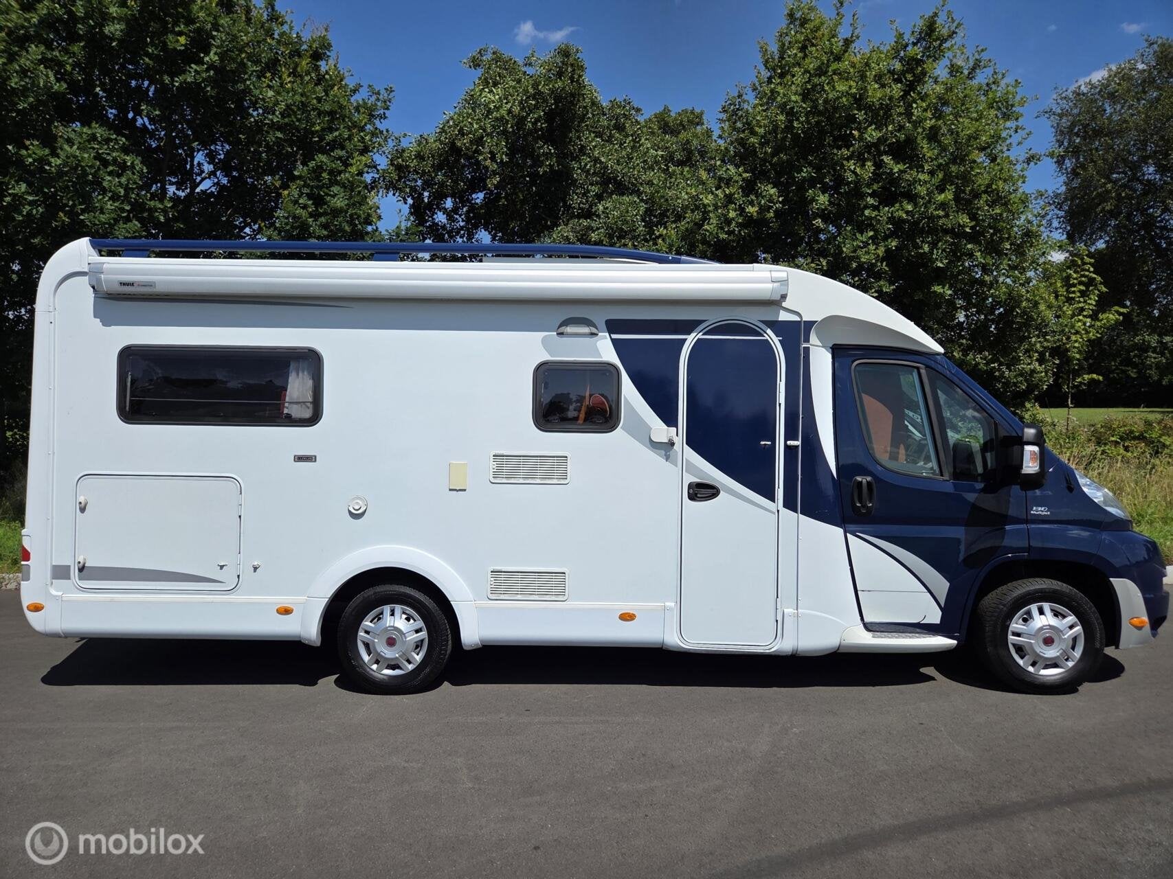 Dethleffs Advantage T6611 2.3 Multijet 131pk ☆Cruise-Solar, Luifel, 6 tot 7 meter, Bedrijf, Afzuigkap