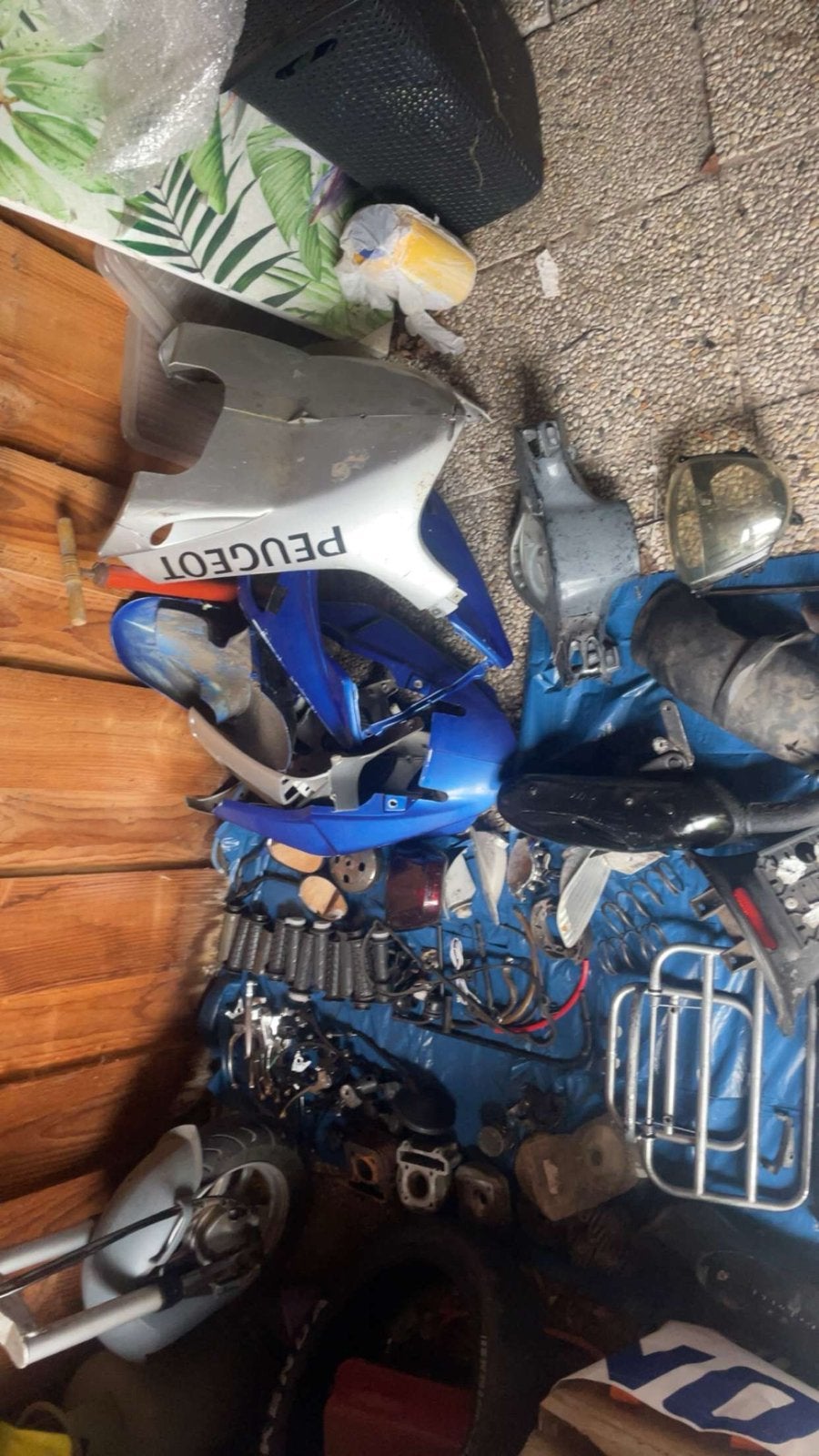 Diverse scooteronderdelen - Peugeot, Piaggio,Tomos en Yamaha, Ophalen, Gebruikt, Overige typen, Peugeot