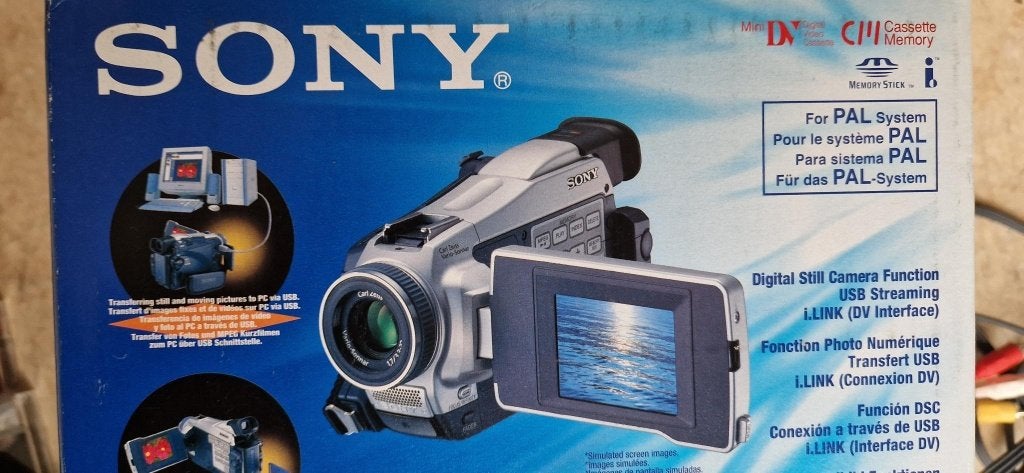 Sony Handycam DCR-TRV18E, Gebruikt, 20x of meer, Overige soorten, Ophalen of Verzenden