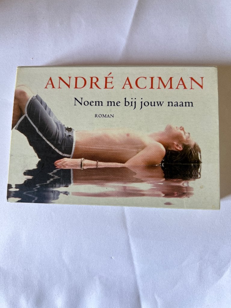 André Aciman Noem Me Bij Jouw Naam Dwarslegger 107, Ophalen of Verzenden, Zo goed als nieuw, Andre Aciman