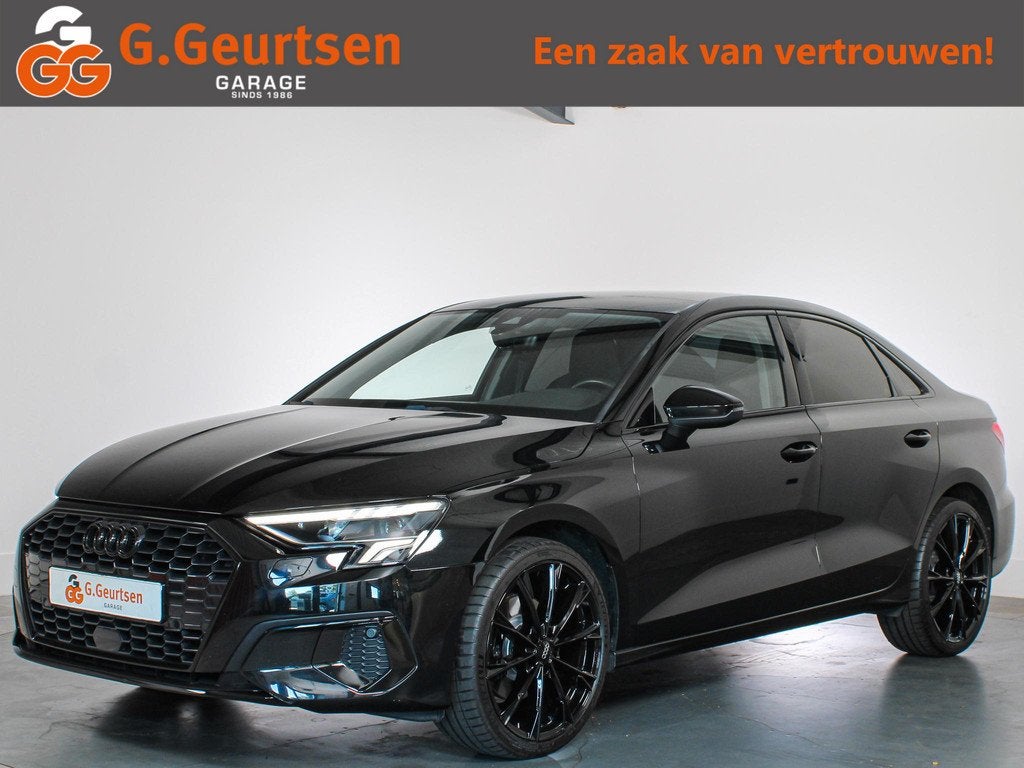 Audi A3 Limousine 35 TFSI Business edition Standkachel, Appl, Auto's, Stof, 4 cilinders, 150 pk, Zwart