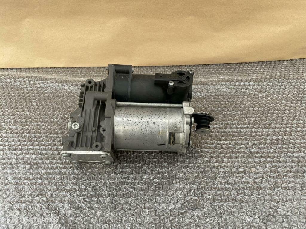 Luchtvering compressor a0993200104 Origineel