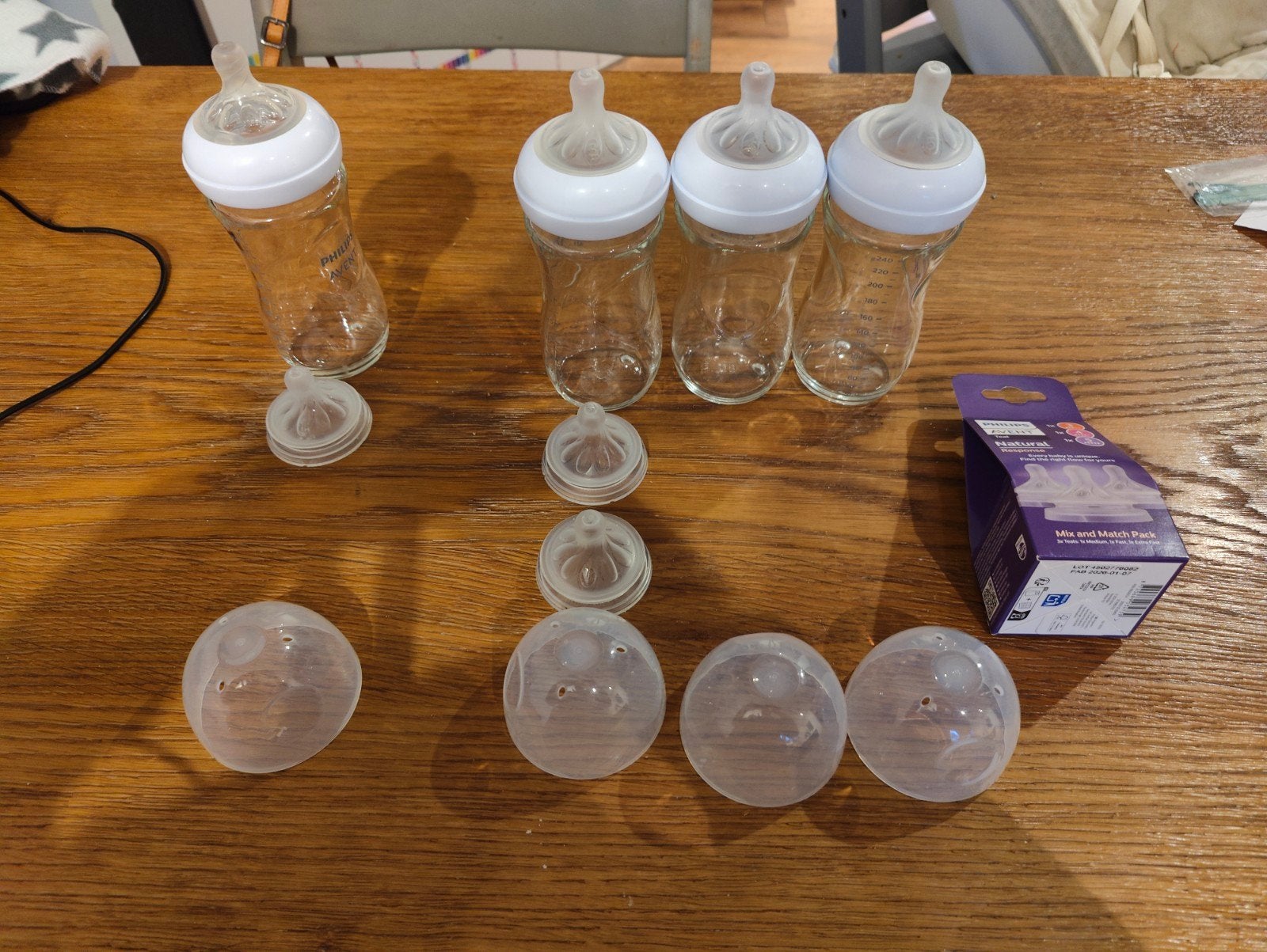 Philips Avent glazen flessen met spenen, Kinderen en Baby's, Babyvoeding en Toebehoren, BPA-vrij, Zo goed als nieuw, Babyfles