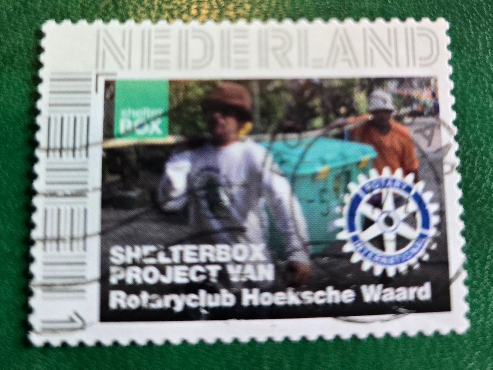 Kv13 pers postzegel Shelterbox Project Rotaryclub Hoeksche W, Ophalen of Verzenden, Na 1940, Gestempeld