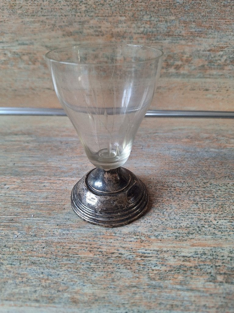Prachtig antiek glas met een zilveren voet, Antiek en Kunst, Ophalen
