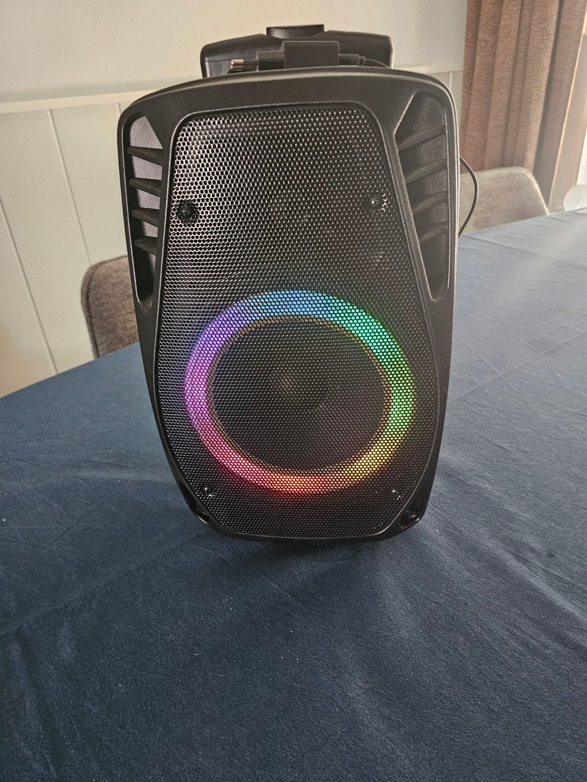Fenton ft8led, Ophalen