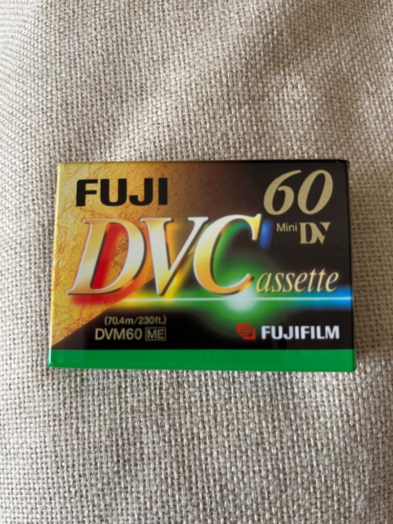 Nieuwe Fuji DVC Mini DV Cassettes DVM60 ME - 60 min, Alle leeftijden, Ophalen of Verzenden, Nieuw in verpakking, Overige genres