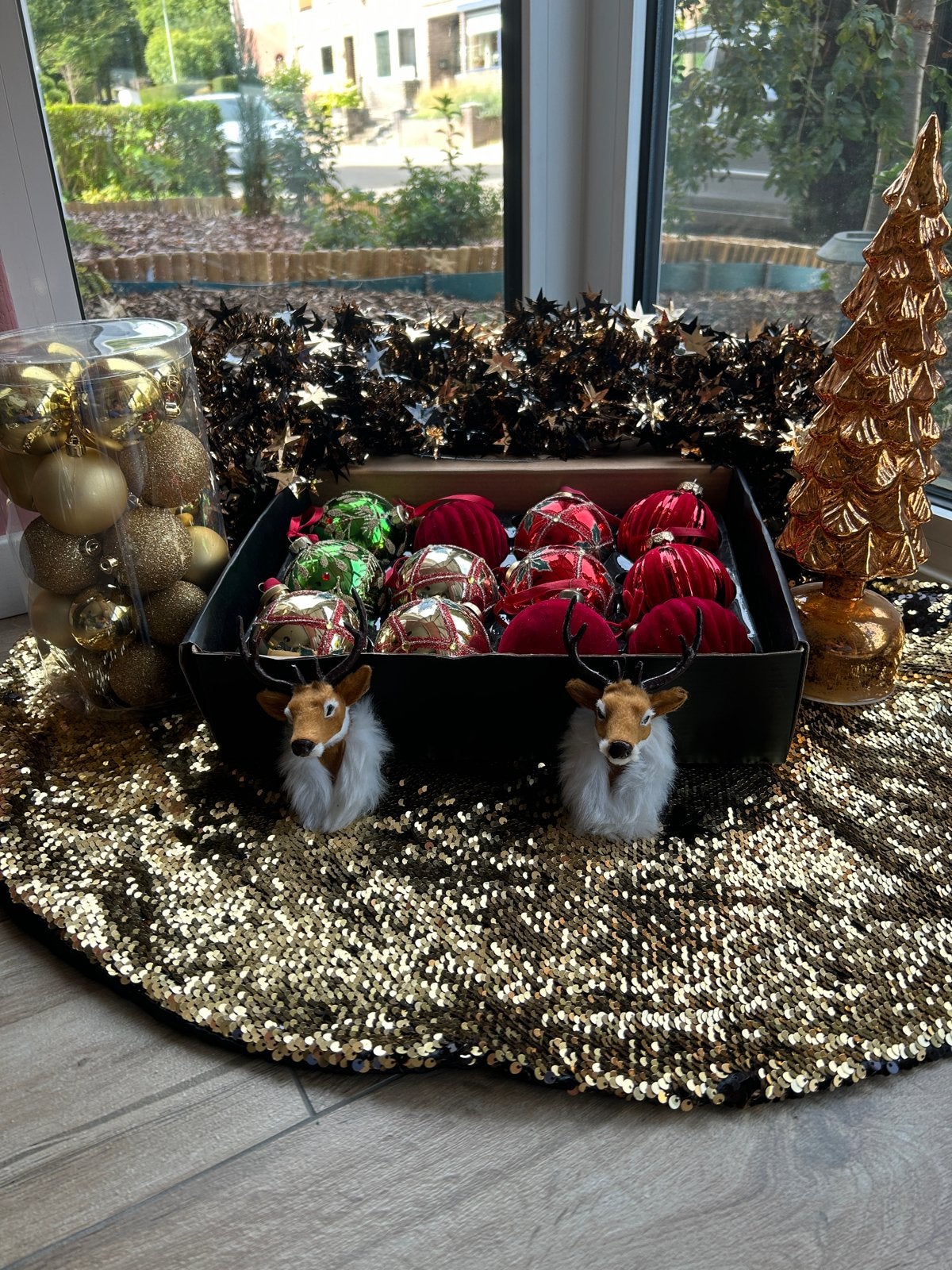 Groot kerstpakket met kerstballen, Diversen, Ophalen of Verzenden