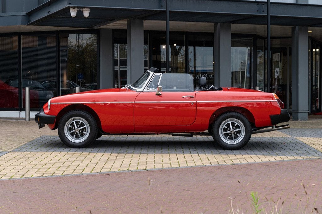 MG B MGB 1.8 (bj 1975), 63 pk, Zwart, Cabriolet, Origineel Nederlands