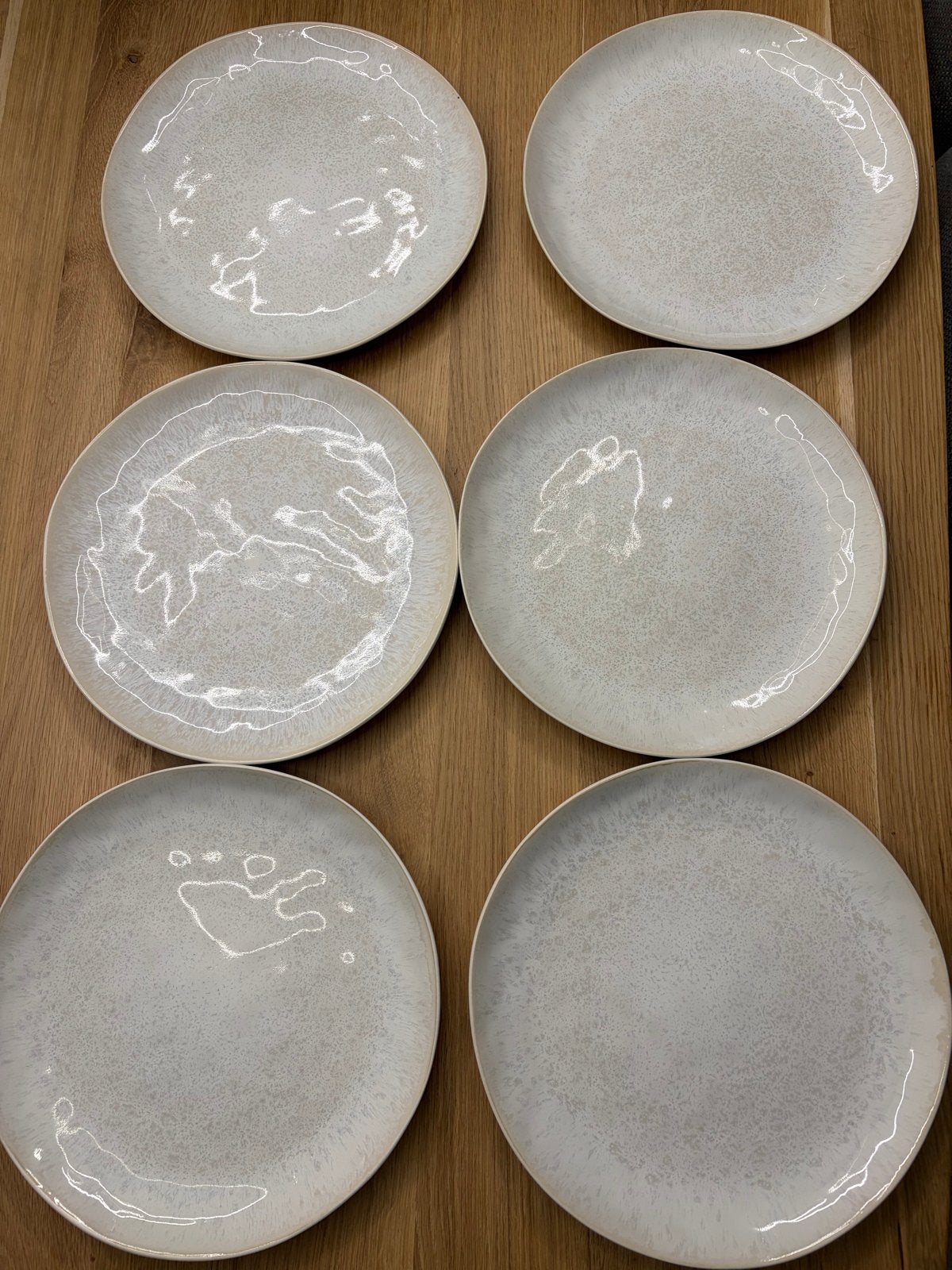 6x Depot borden, wit met spikkels,  nieuw, Huis en Inrichting, Keuken | Servies, Zo goed als nieuw, Bord(en), Modern, Keramiek