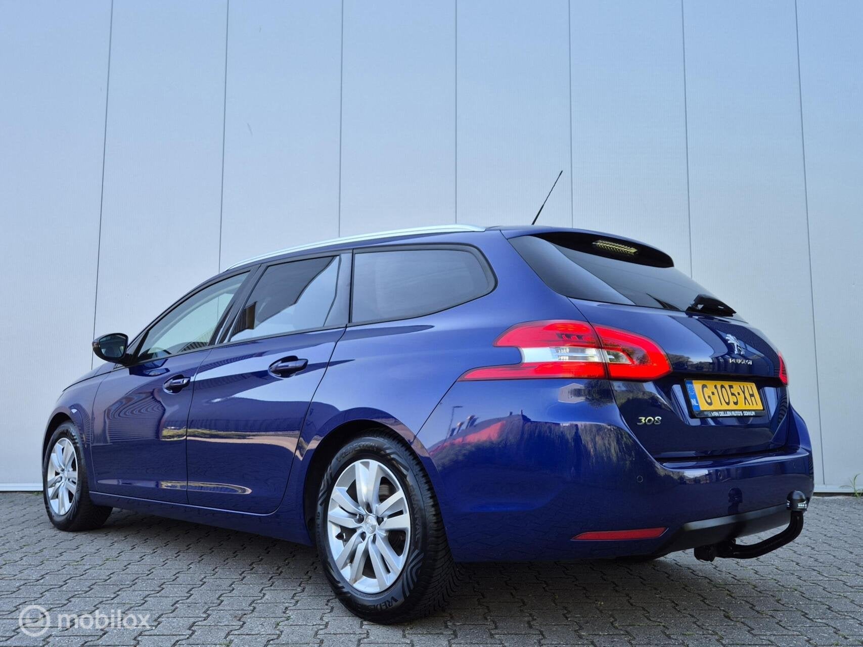 PEUGEOT 308 SW 1.2 PURETECH EXECUTIVE/PANO/LED/TREKHAAK/CARP, Gebruikt, Euro 6, 1199 cc, Blauw