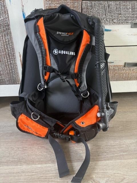 Aqualung Pro HD Compact BCD – maat M/L – zo goed als nieuw, Ophalen of Verzenden, Zo goed als nieuw, Trimvest of Wing