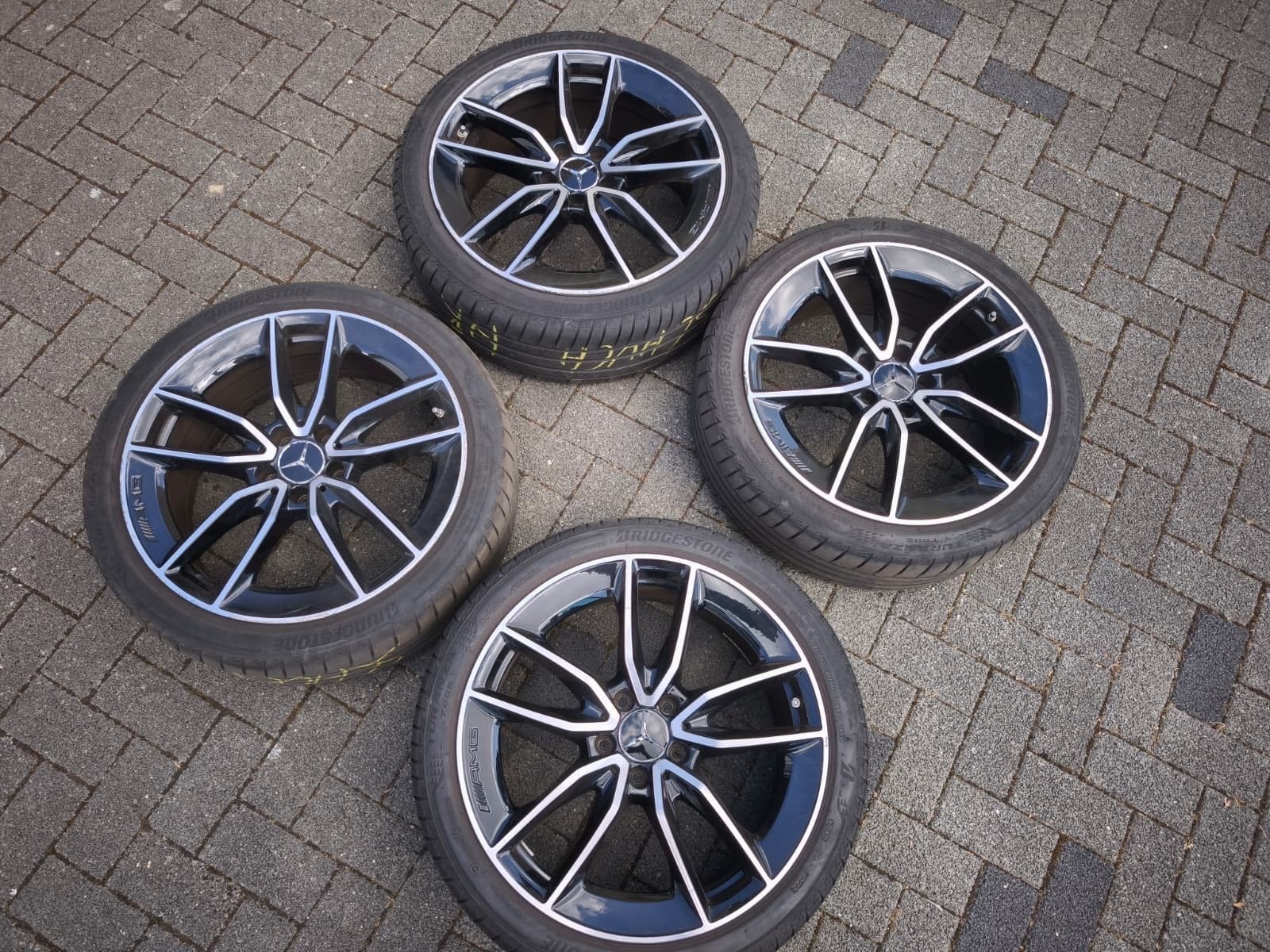 Originele Mercedes AMG Velgen 19 inch C43 breedset W205, Auto-onderdelen, Banden en Velgen, Gebruikt, 255 mm, Banden en Velgen