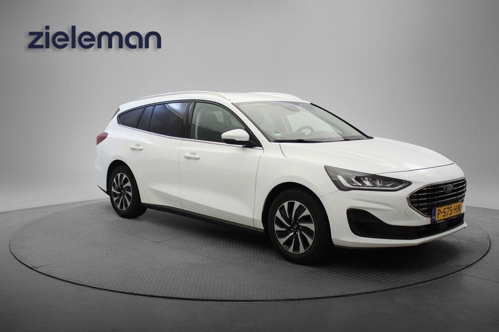 Ford FOCUS Wagon 1.0 EcoBoost Hybrid Titanium X Automaat  -, Gebruikt, Met garantie (alle), Wit, 155 pk