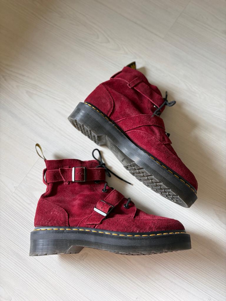 Dr. Martens Masha Wine Soft Buck Creeper - Maat 42, Kleding | Dames, Schoenen, Zo goed als nieuw, Lage of Enkellaarzen, Rood, Ophalen of Verzenden