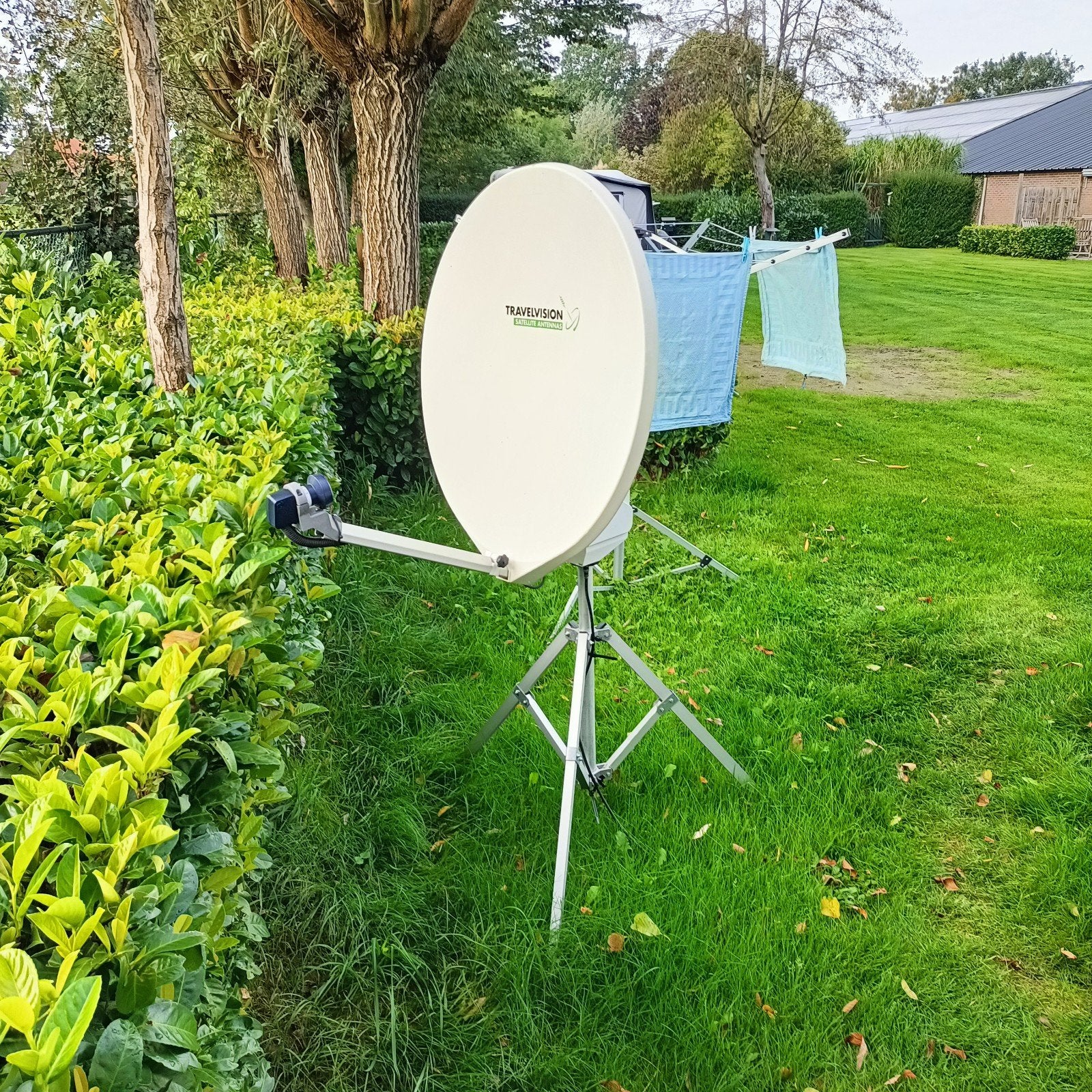 Travel Vision R7 80cm Volautomatisch Portable SatSysteem, Ophalen, Zo goed als nieuw, (Schotel)antenne, Overige merken