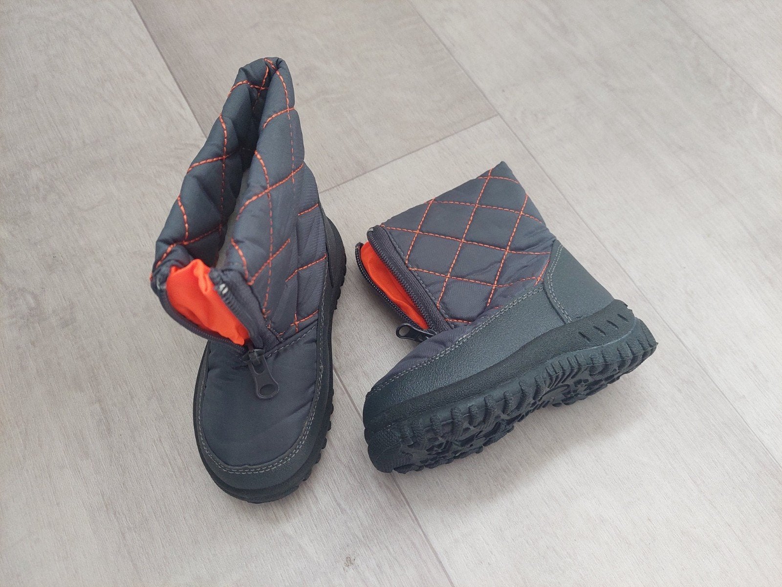 snowboots maat 23 jongen sneeuwschoenen, Overige typen, Ophalen of Verzenden, Zo goed als nieuw, Onbekend