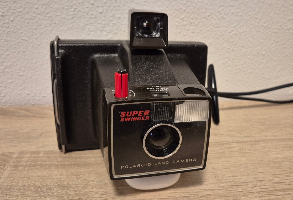 Super swinger polaroid land camera vintage jaren 70., Audio, Tv en Foto, Fotocamera's Analoog, Ophalen of Verzenden, Gebruikt