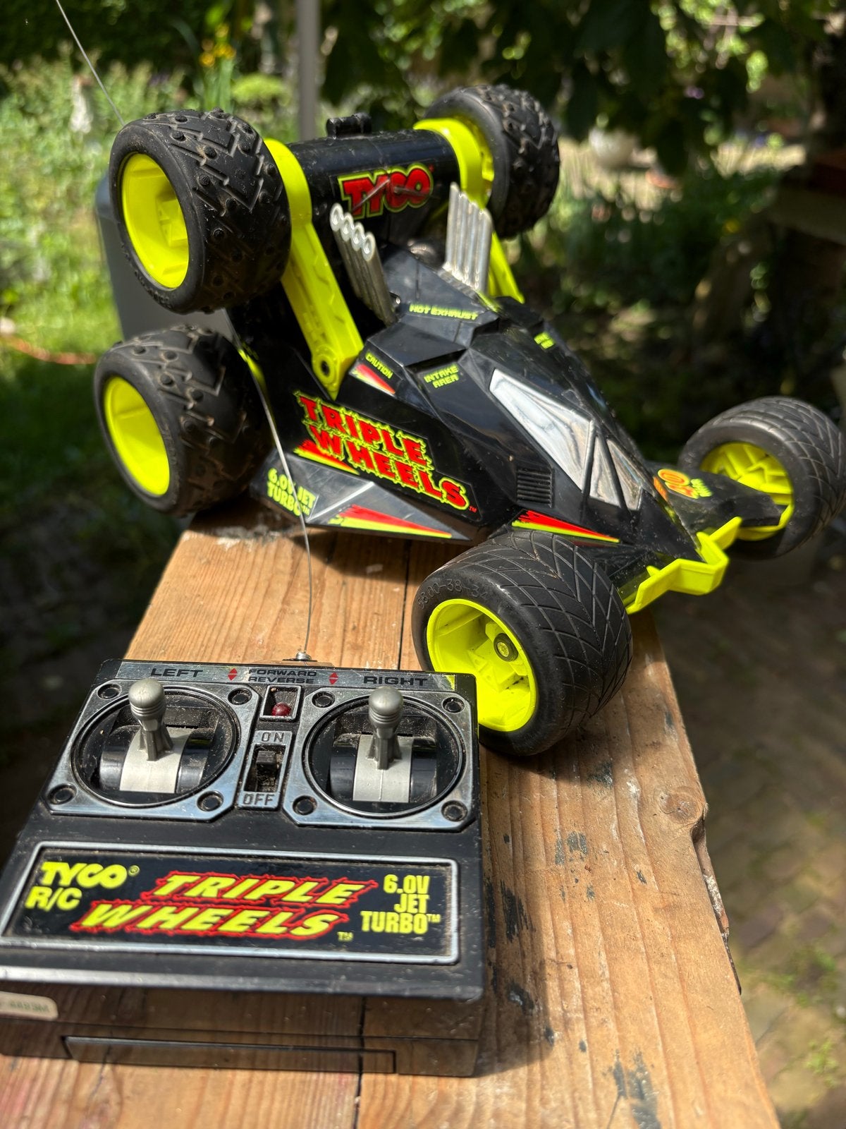 Tyco Triple Wheels RC Auto - 6v Jet Turbo excl. lader, Gebruikt, Auto offroad, RTR (Ready to Run), Overige schalen