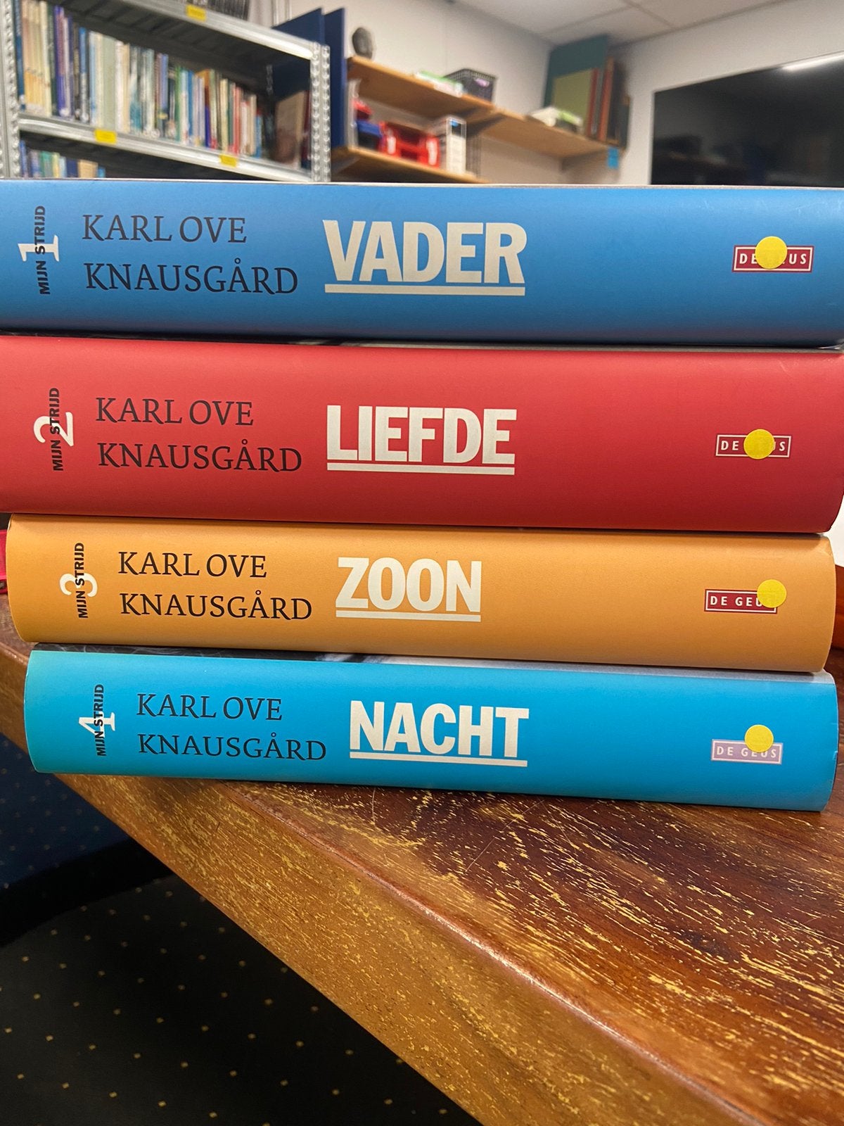 Karl Ove Knausgard boeken, Boeken, Ophalen of Verzenden, Zo goed als nieuw