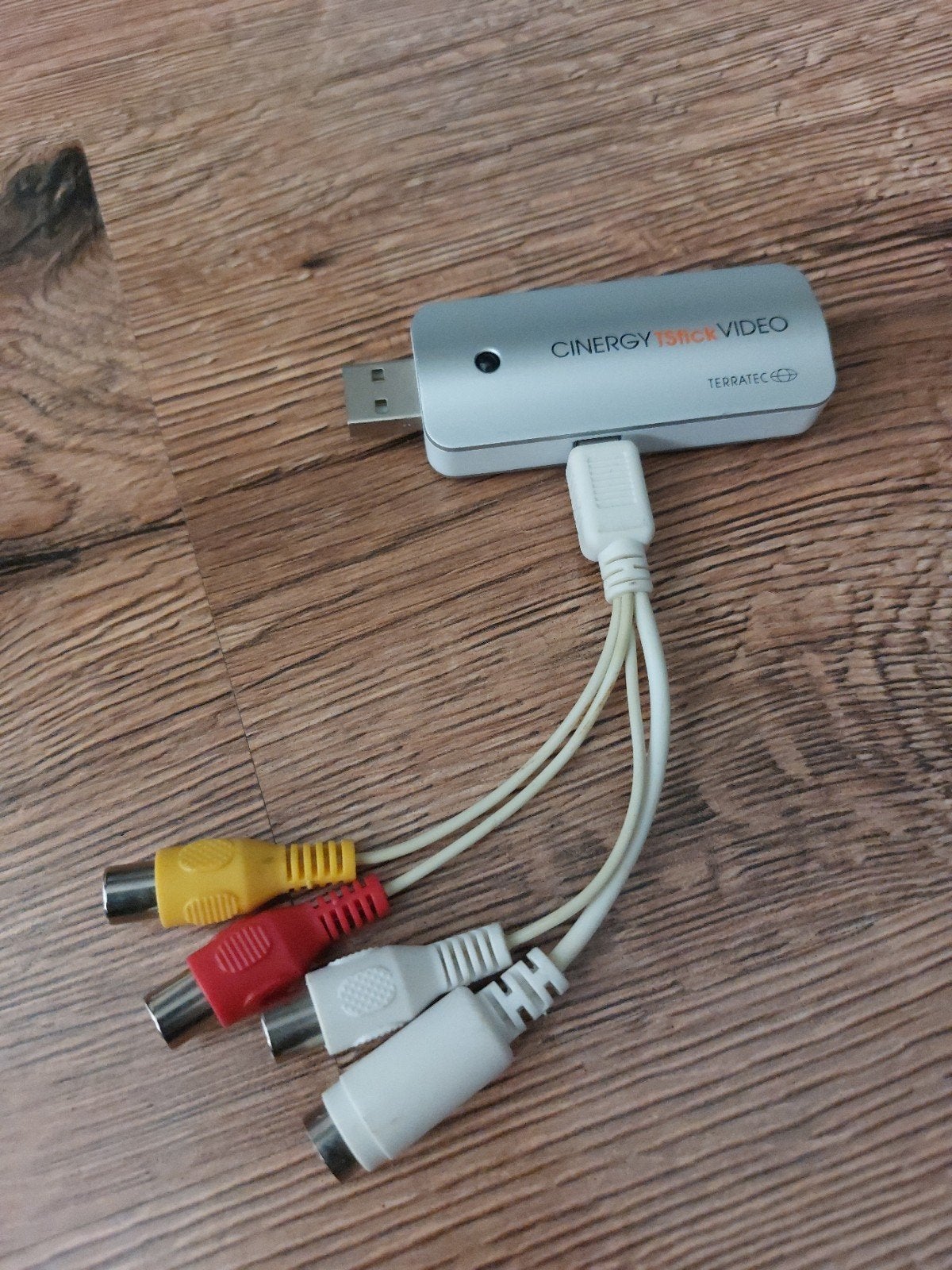 Cinergy TStick Video - USB Video Grabber, Ophalen of Verzenden, Gebruikt, Video