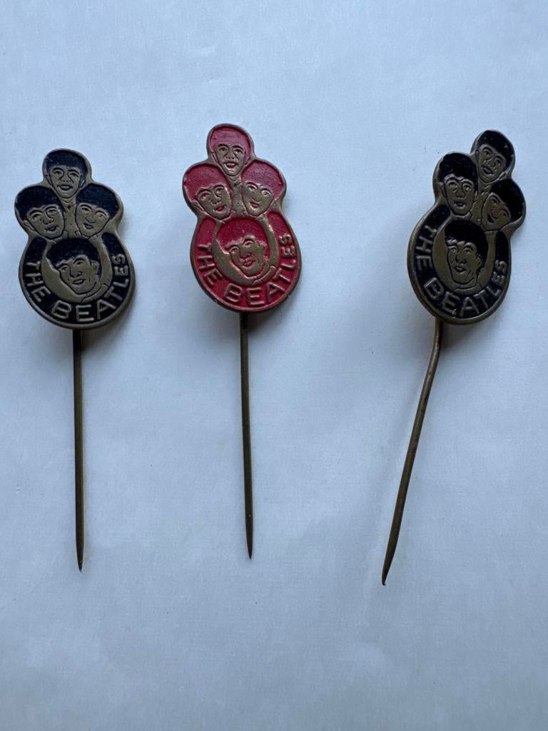 Vintage The Beatles Speldjes - Set van 3, Verzamelen, Ophalen of Verzenden, Gebruikt, Figuurtje, Speldje of Pin