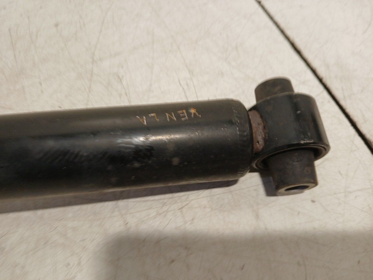 Schokbreker links achter BMW 3 serie, Onderdelen@venauto.nl, Van der Ven Autorecycling B.V., Gebruikt, Ettenseweg 76, 4706 PB Roosendaal, The Netherlands
