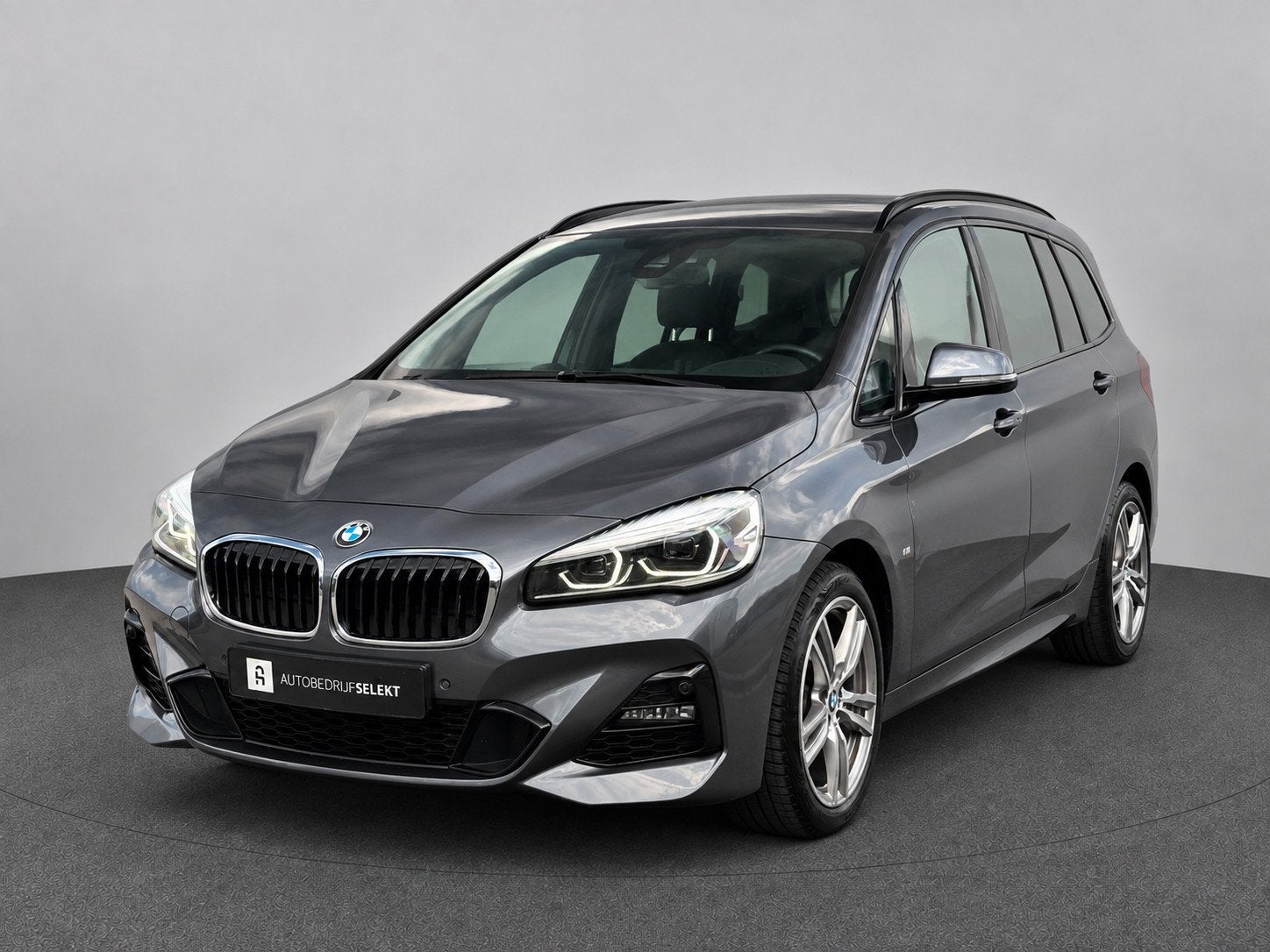 BMW 2-serie Gran Tourer 218i 7 persoons | M-Sport | LED | Me, Auto's, Dealer onderhouden, 136 pk, Gebruikt, Bedrijf