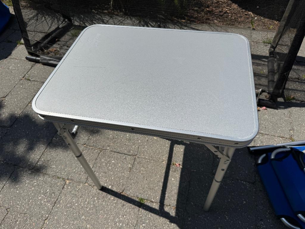 Camping tafel en stoeltjes voor kinderen, Caravans en Kamperen, Ophalen, Gebruikt, Campingstoel