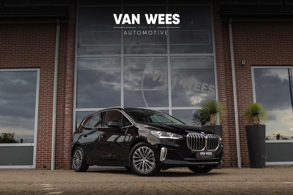 BMW 2-serie Active Tourer 230e xDrive Luxury Line | 1e eigen, Auto's, BMW, Automaat, Gebruikt, Zwart, 1820 kg
