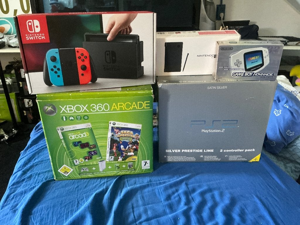 Partij Retro Console Dozen (leeg) PS2,Switch,Dsi,360, Ophalen of Verzenden, Zo goed als nieuw, Overige modellen