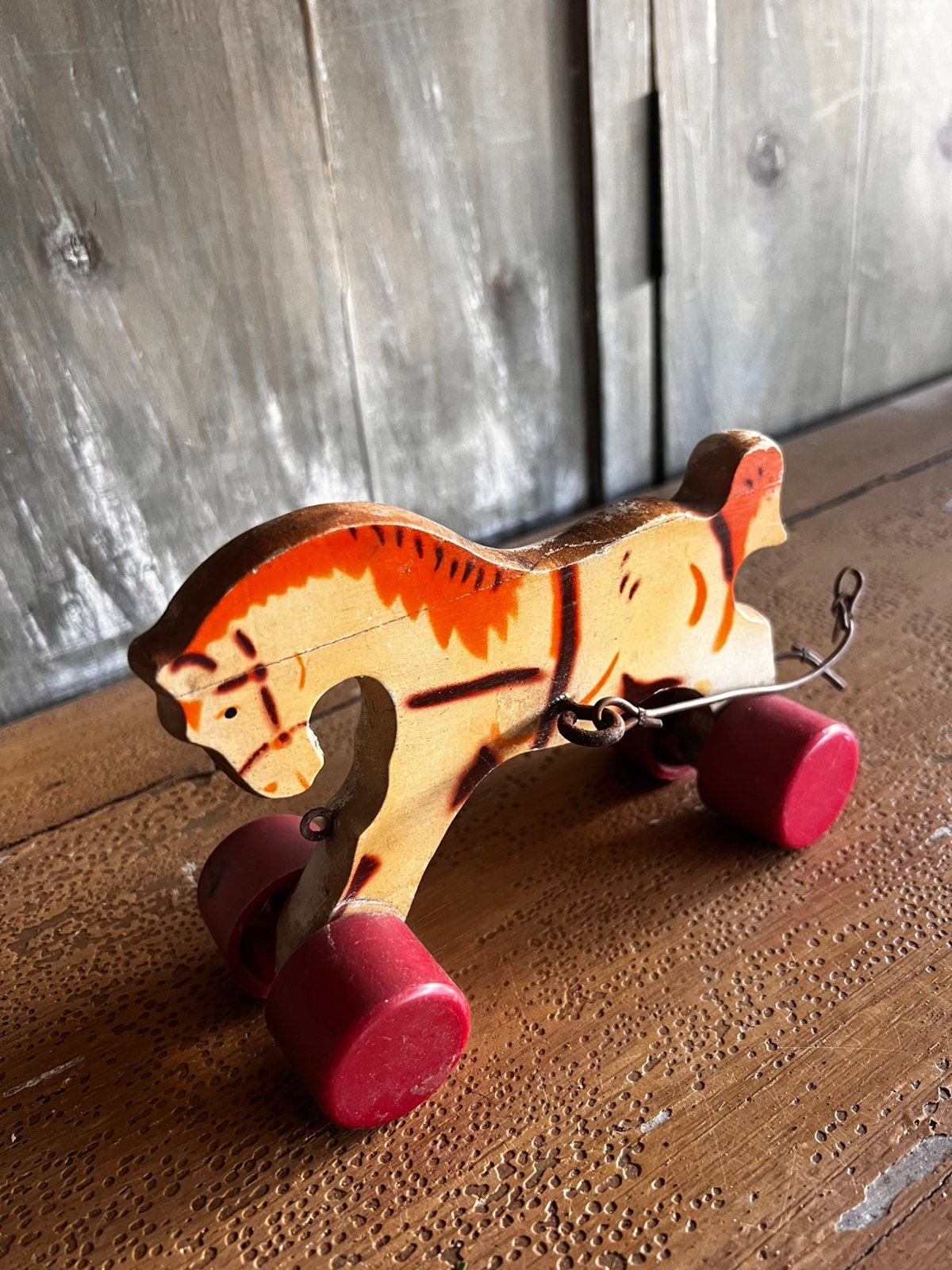 Oud brocante houten paardje op wielen wieltjes, Antiek en Kunst, Antiek | Speelgoed, Ophalen of Verzenden