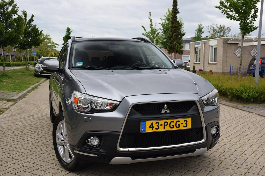 Mitsubishi ASX 1.6 Intense ClearTec*Airco*Cruise*Glasdak*Xen, Voorwielaandrijving, Euro 5, Stof, Gebruikt