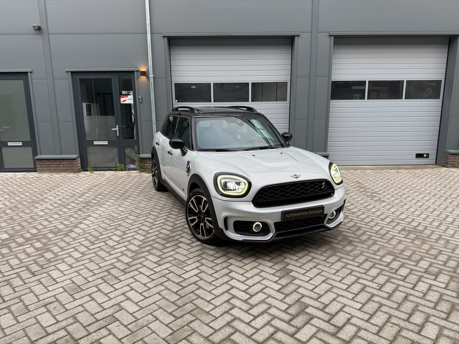Mini Countryman SE 220pk Pano All4 Aut. 2020, Automaat, Dealer onderhouden, Zwart, Countryman
