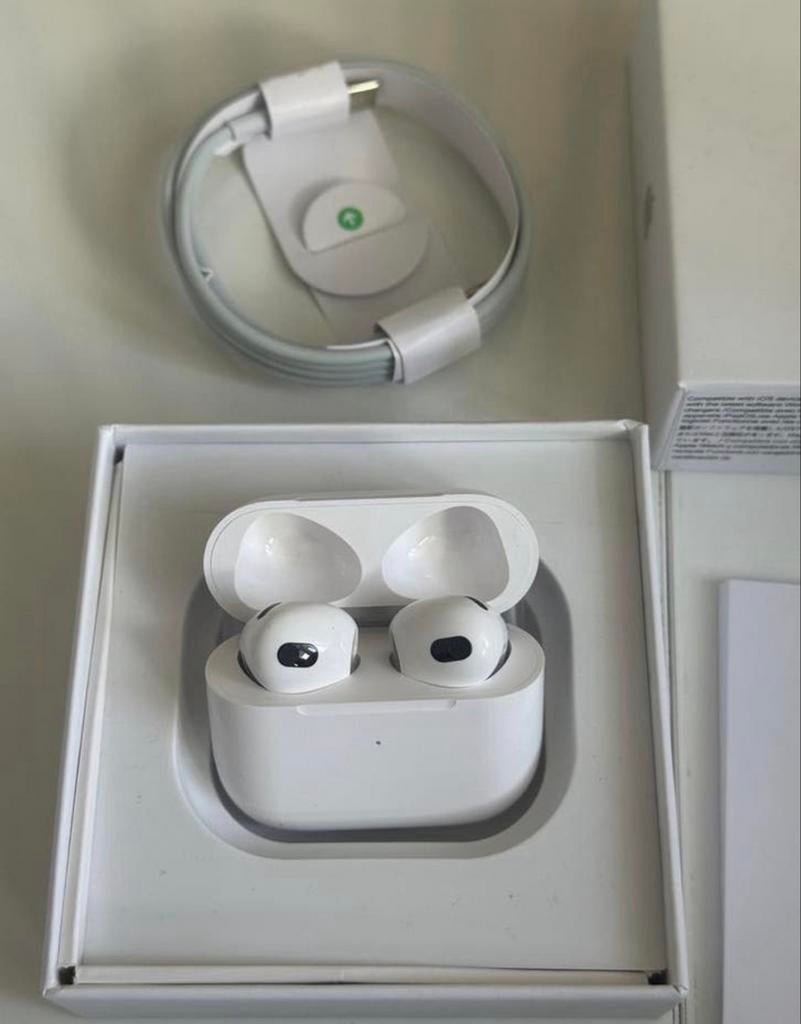 Apple AirPods 3e generatie, Telecommunicatie, Mobiele telefoons | Oordopjes, Ophalen of Verzenden, Zo goed als nieuw