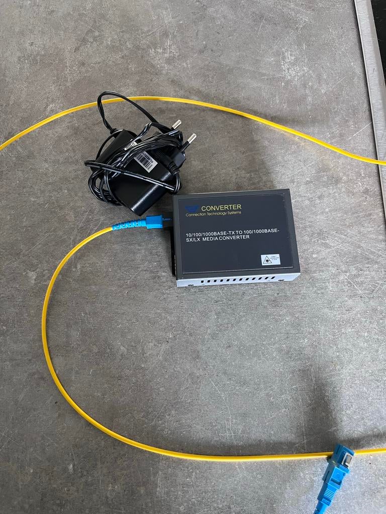 CTS Mediaconverter RJ45-SFP 100/1000Mbps, Ophalen of Verzenden, Gebruikt