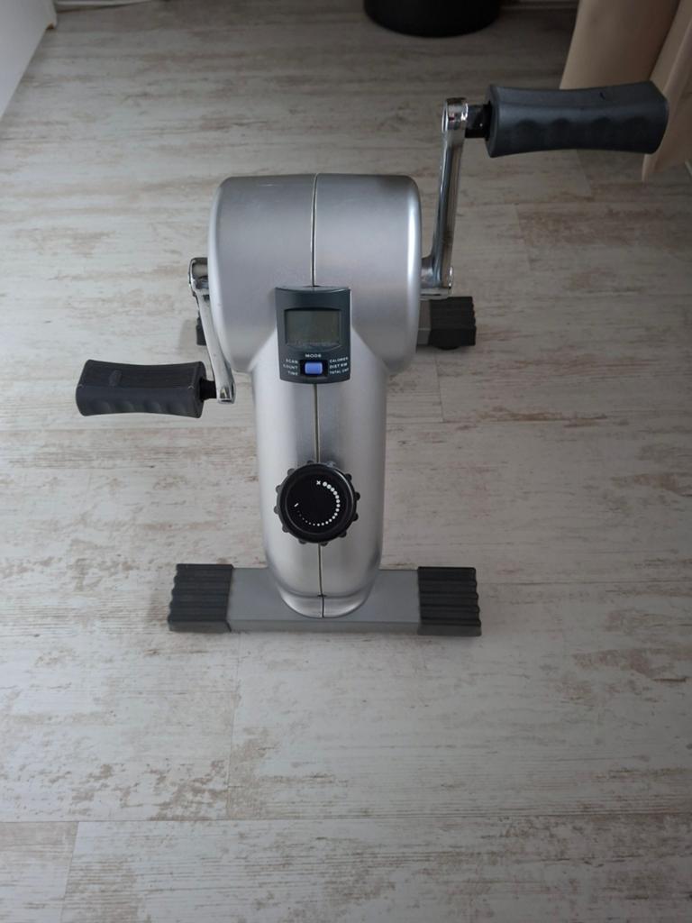 Amper gebruikte stoelfiets, Sport en Fitness, Fitnessmaterialen, Ophalen, Zo goed als nieuw, Overige typen