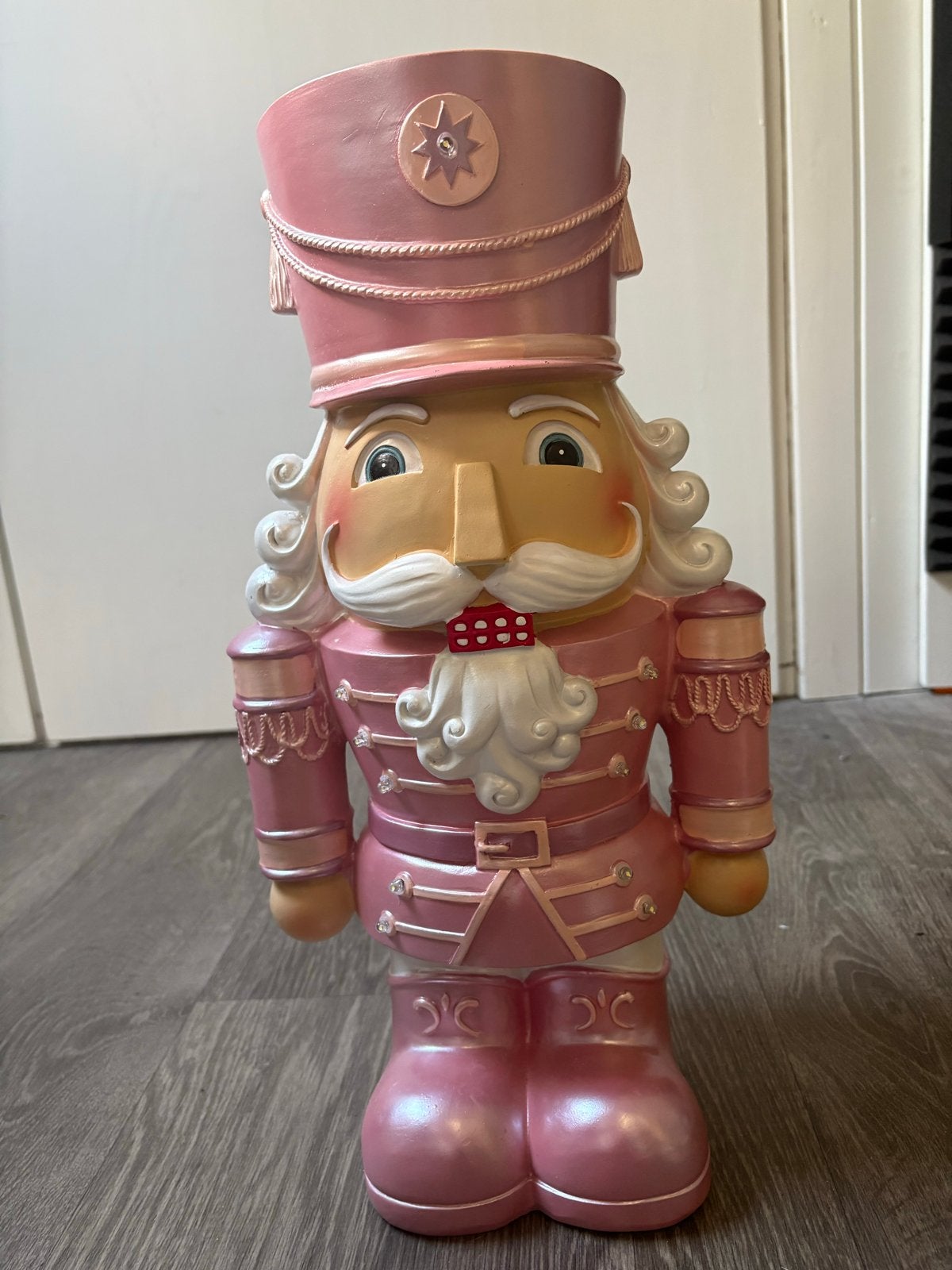 Roze notenkraker met licht, Ophalen, Overige stijlen, Zo goed als nieuw, Roze