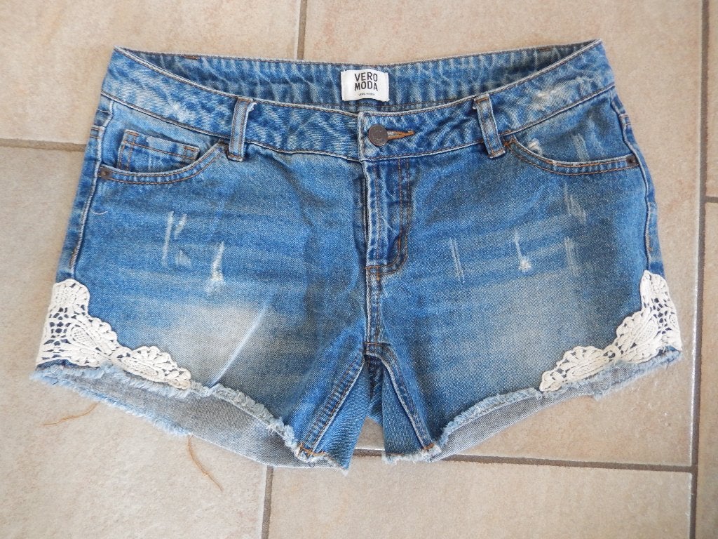 Geweldig mooie spijker korte broek van Vero moda, Blauw, Vero Moda, Ophalen of Verzenden, Zo goed als nieuw
