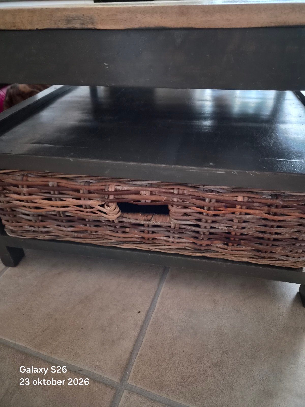 Salontafel met opbergruimte en rieten manden, Ophalen, 50 – 75, Gebruikt, 50 tot 100 cm
