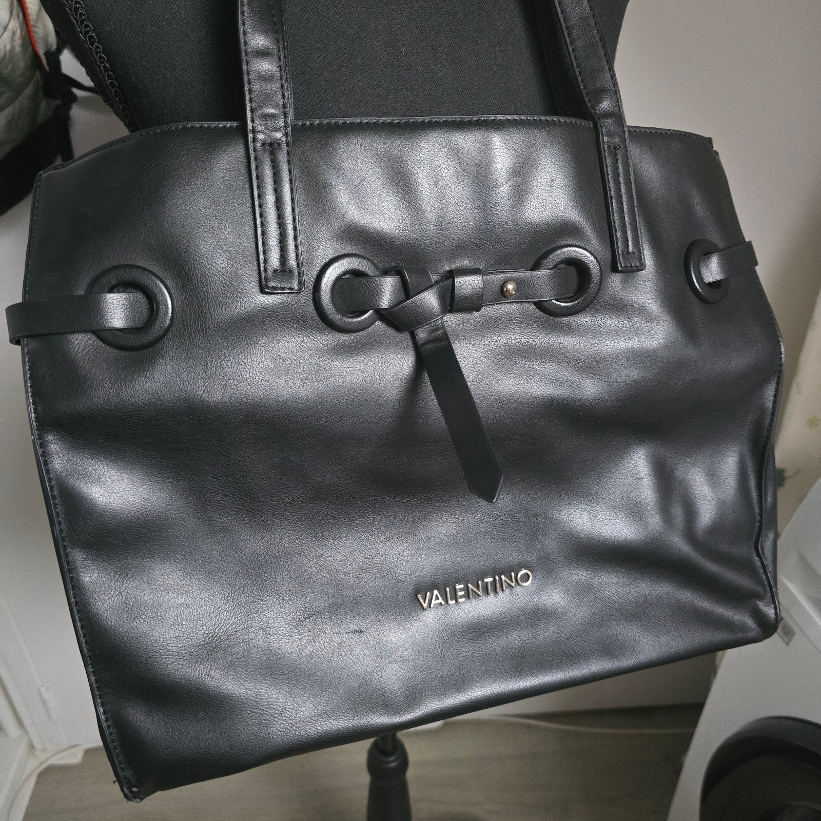 Valentino tas, zwart, met gebruikssporen, Ophalen of Verzenden, Gebruikt, Zwart, Handtas